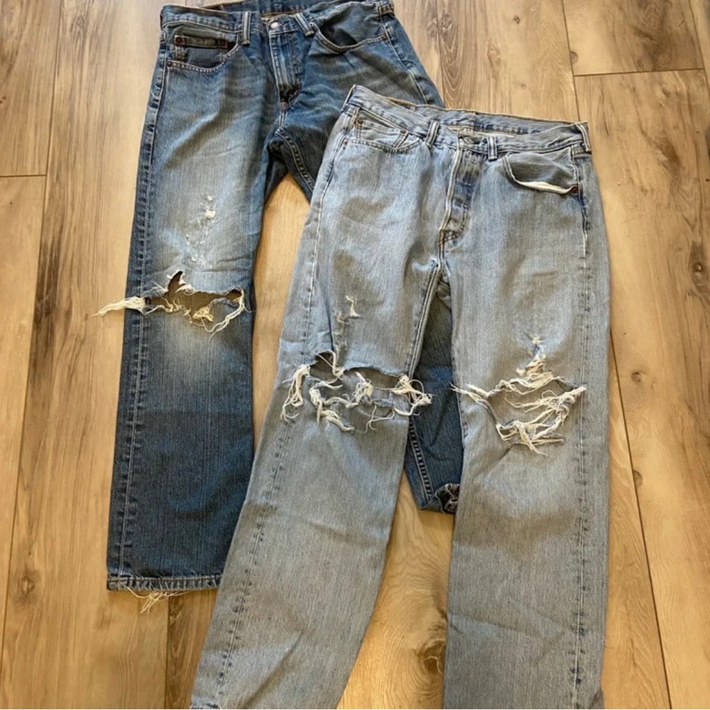 Levi's 559 bundle Relaxed Ripped Jeans in Light and Dark Blue